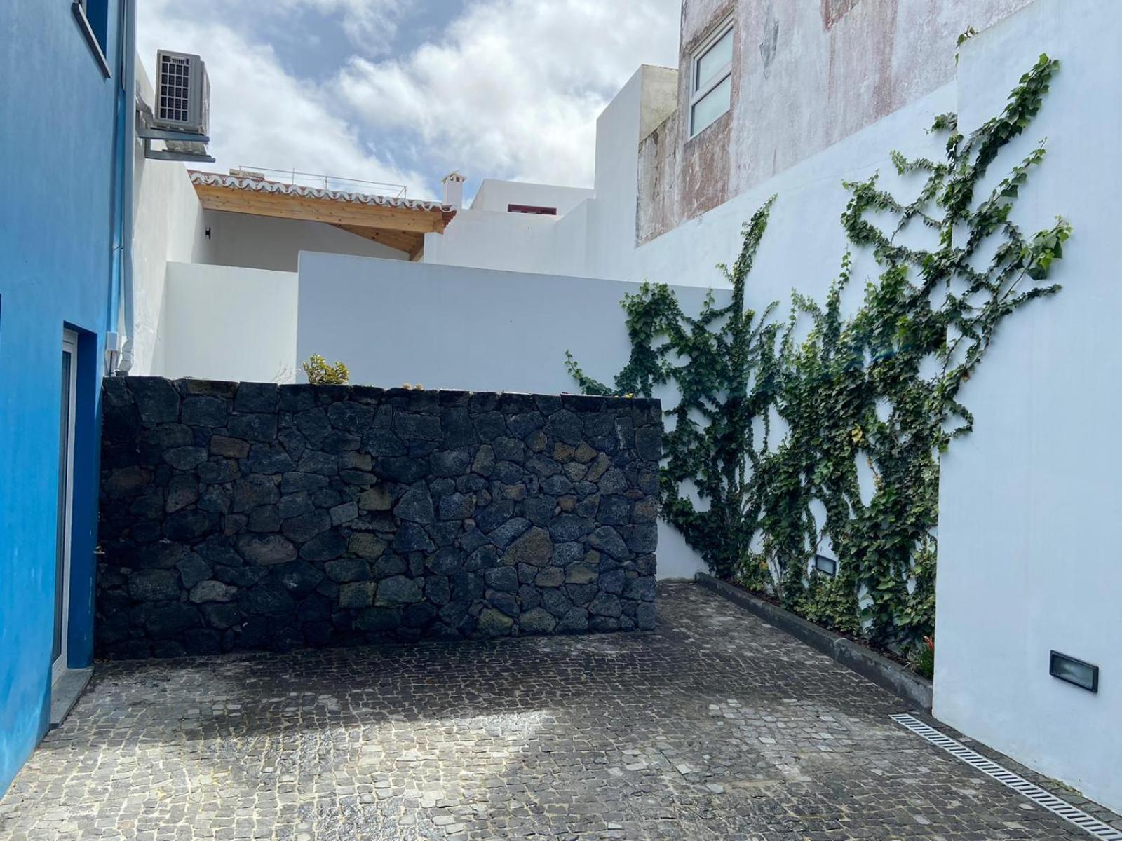 דירות Angra do Heroísmo A Casinha מראה חיצוני תמונה